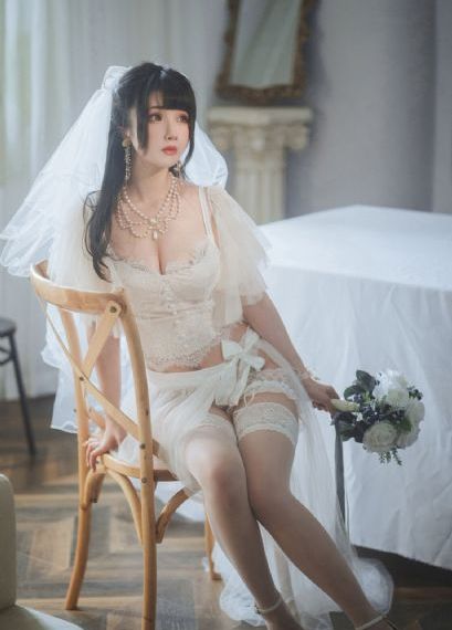 错位的青春_BD英语视频大全